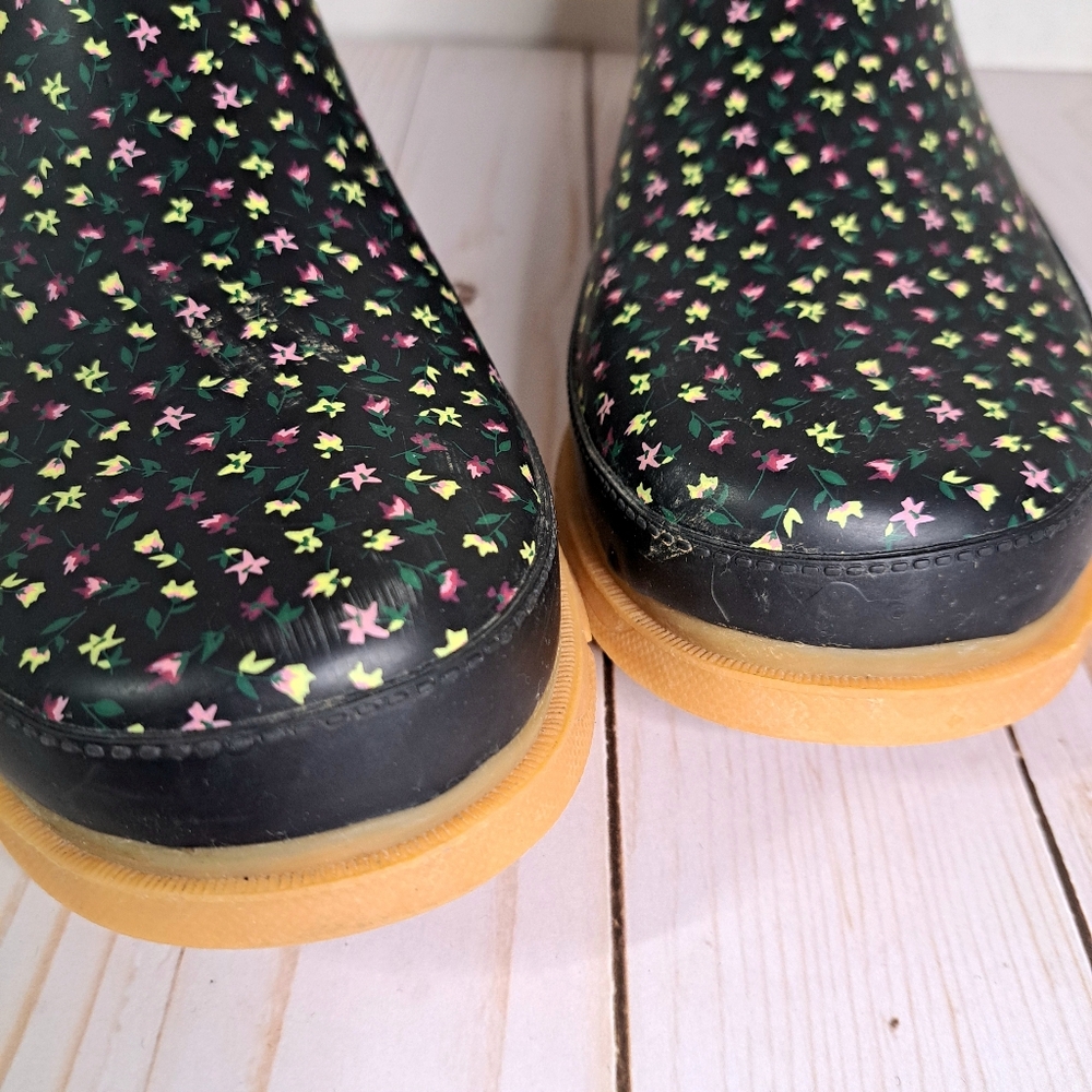Western Chief Chelsea Ankle Rain Boot - Picture 7 of 9